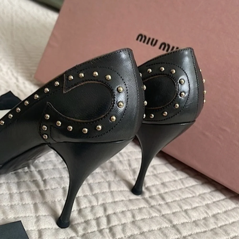 Miu Miu Leather studded peeptoe pumps cabochon & bows size 35